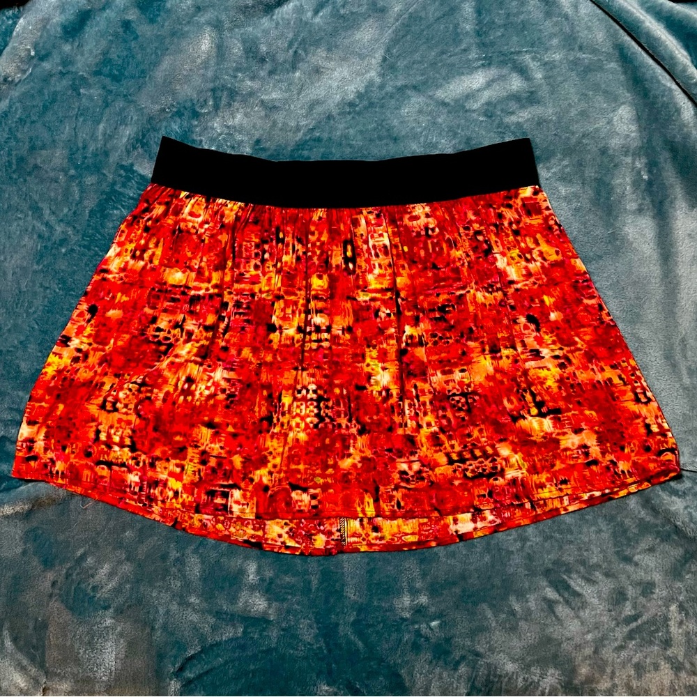 Fall colors, Vibrant-Red/orange/black short skirt-By Speechless